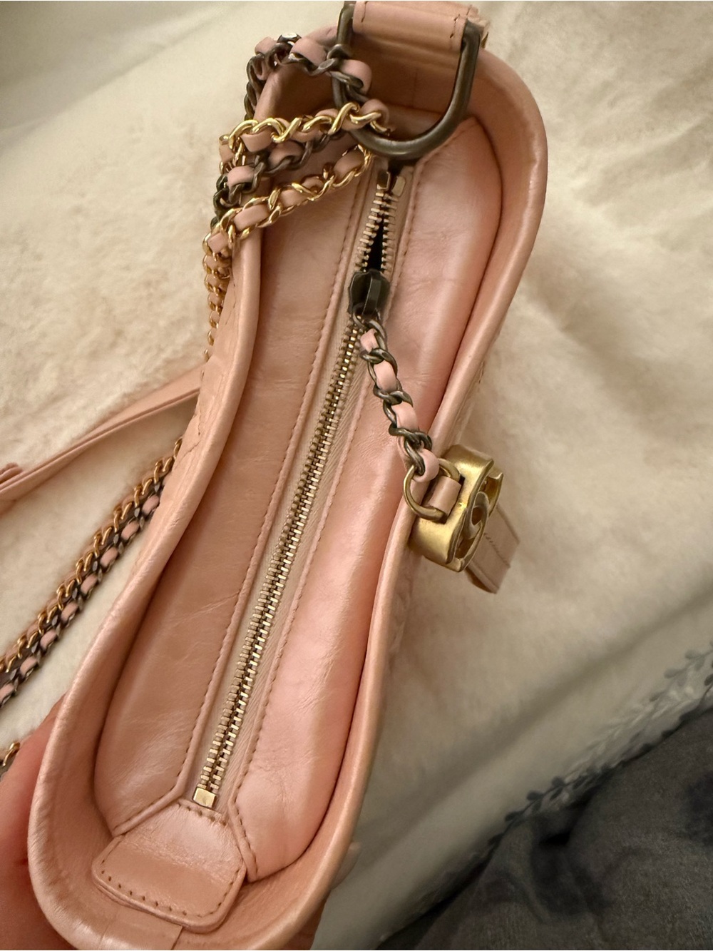 Chanel Gabrielle Hobo Rose Bag - Picture 15 of 15